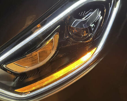 Бежевий Форд Турнео Кастом, об'ємом двигуна 2 л та пробігом 79 тис. км за 37000 $, фото 24 на Automoto.ua