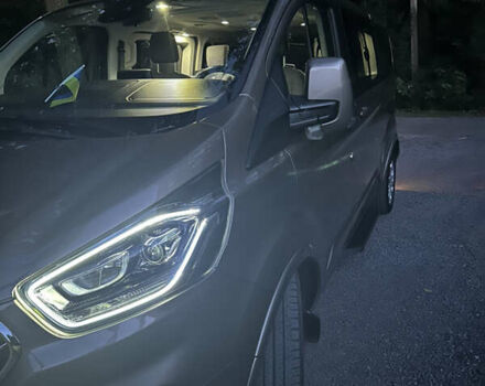 Бежевий Форд Турнео Кастом, об'ємом двигуна 2 л та пробігом 79 тис. км за 37000 $, фото 37 на Automoto.ua