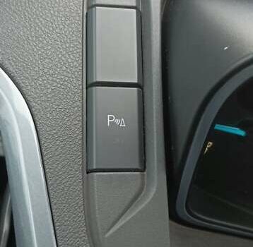 Червоний Форд Турнео Кастом, об'ємом двигуна 2.2 л та пробігом 106 тис. км за 22500 $, фото 21 на Automoto.ua