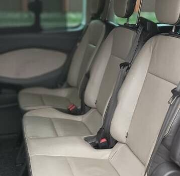 Червоний Форд Турнео Кастом, об'ємом двигуна 2.2 л та пробігом 106 тис. км за 22500 $, фото 12 на Automoto.ua