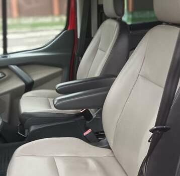 Червоний Форд Турнео Кастом, об'ємом двигуна 2.2 л та пробігом 106 тис. км за 22500 $, фото 15 на Automoto.ua