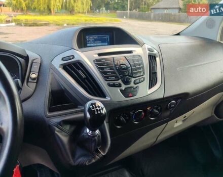 Форд Турнео Кастом 2016 у Луцьку на Automoto.ua Червоний Форд Турнео Кастом, об'ємом двигуна 2 л та пробігом 267 тис. км за 14500 $, фото 28 на Automoto.ua