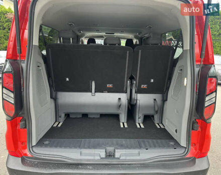 Форд Турнео Кастом 2024 в Киеве на Automoto.ua Красный Форд Турнео Кастом, объемом двигателя 2 л и пробегом 2 тыс. км за 55000 $, фото 35 на Automoto.ua