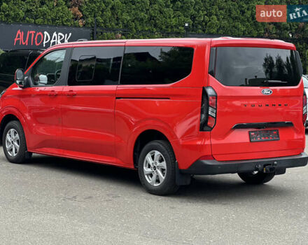 Форд Турнео Кастом 2024 в Киеве на Automoto.ua Красный Форд Турнео Кастом, объемом двигателя 2 л и пробегом 2 тыс. км за 55000 $, фото 4 на Automoto.ua