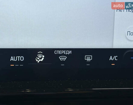 Форд Турнео Кастом 2024 в Киеве на Automoto.ua Красный Форд Турнео Кастом, объемом двигателя 2 л и пробегом 2 тыс. км за 55000 $, фото 23 на Automoto.ua