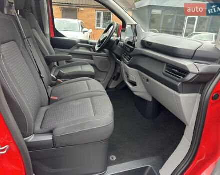 Форд Турнео Кастом 2024 в Киеве на Automoto.ua Красный Форд Турнео Кастом, объемом двигателя 2 л и пробегом 2 тыс. км за 55000 $, фото 33 на Automoto.ua