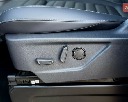 Форд Турнео Кастом, объемом двигателя 2 л и пробегом 0 тыс. км за 73183 $, фото 11 на Automoto.ua