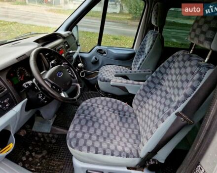 Форд Турнео Кастом 2012 в Броварах на Automoto.ua Серый Форд Турнео Кастом, объемом двигателя 2.2 л и пробегом 228 тыс. км за 12000 $, фото 5 на Automoto.ua