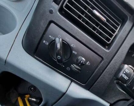 Форд Турнео Кастом 2012 в Броварах на Automoto.ua Серый Форд Турнео Кастом, объемом двигателя 2.2 л и пробегом 228 тыс. км за 12000 $, фото 16 на Automoto.ua