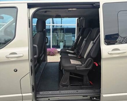 Сірий Форд Турнео Кастом, об'ємом двигуна 2.2 л та пробігом 218 тис. км за 18400 $, фото 6 на Automoto.ua