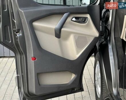 Форд Турнео Кастом 2015 в Мукачеве на Automoto.ua Серый Форд Турнео Кастом, объемом двигателя 2.2 л и пробегом 228 тыс. км за 19900 $, фото 32 на Automoto.ua