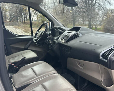 Сірий Форд Турнео Кастом, об'ємом двигуна 2.2 л та пробігом 336 тис. км за 17500 $, фото 26 на Automoto.ua