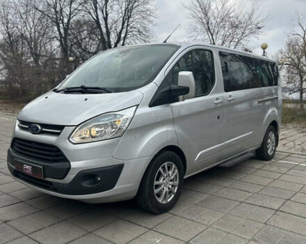 Сірий Форд Турнео Кастом, об'ємом двигуна 2.2 л та пробігом 336 тис. км за 17500 $, фото 1 на Automoto.ua