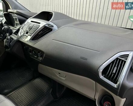 Форд Турнео Кастом 2015 в Мукачеве на Automoto.ua Серый Форд Турнео Кастом, объемом двигателя 2.2 л и пробегом 228 тыс. км за 19900 $, фото 30 на Automoto.ua