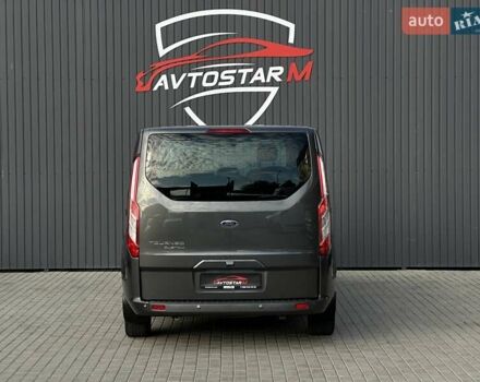 Форд Турнео Кастом 2015 в Мукачеве на Automoto.ua Серый Форд Турнео Кастом, объемом двигателя 2.2 л и пробегом 228 тыс. км за 19900 $, фото 8 на Automoto.ua