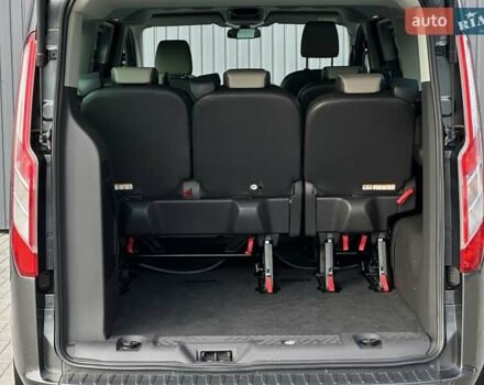 Форд Турнео Кастом 2015 в Мукачеве на Automoto.ua Серый Форд Турнео Кастом, объемом двигателя 2.2 л и пробегом 228 тыс. км за 19900 $, фото 15 на Automoto.ua