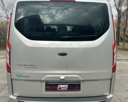 Сірий Форд Турнео Кастом, об'ємом двигуна 2.2 л та пробігом 336 тис. км за 17500 $, фото 7 на Automoto.ua