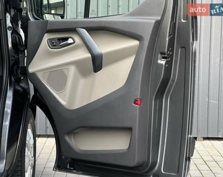 Форд Турнео Кастом 2015 в Мукачеве на Automoto.ua Серый Форд Турнео Кастом, объемом двигателя 2.2 л и пробегом 228 тыс. км за 19900 $, фото 26 на Automoto.ua