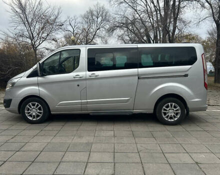 Сірий Форд Турнео Кастом, об'ємом двигуна 2.2 л та пробігом 336 тис. км за 17500 $, фото 5 на Automoto.ua