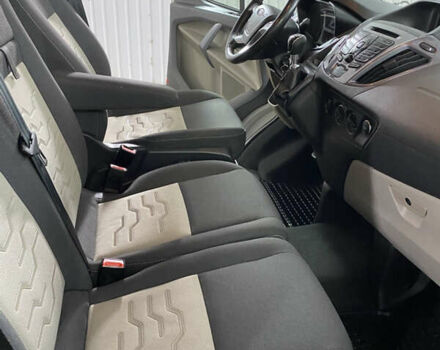 Сірий Форд Турнео Кастом, об'ємом двигуна 2 л та пробігом 193 тис. км за 25000 $, фото 15 на Automoto.ua