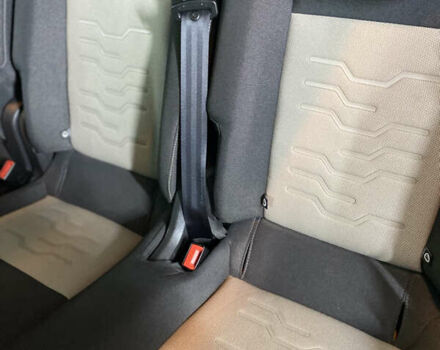 Сірий Форд Турнео Кастом, об'ємом двигуна 2 л та пробігом 193 тис. км за 25000 $, фото 36 на Automoto.ua