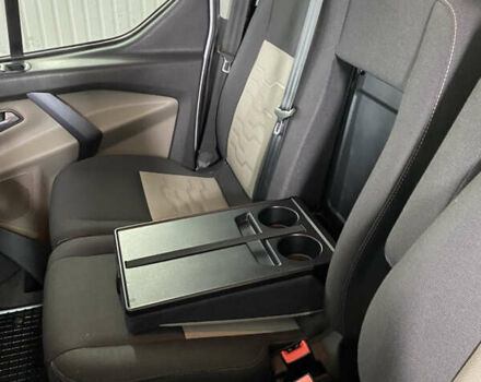 Сірий Форд Турнео Кастом, об'ємом двигуна 2 л та пробігом 193 тис. км за 22000 $, фото 27 на Automoto.ua