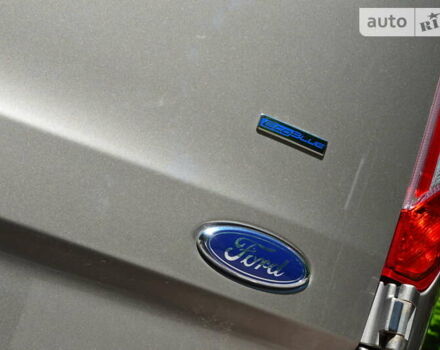 Серый Форд Турнео Кастом, объемом двигателя 2 л и пробегом 174 тыс. км за 20699 $, фото 54 на Automoto.ua