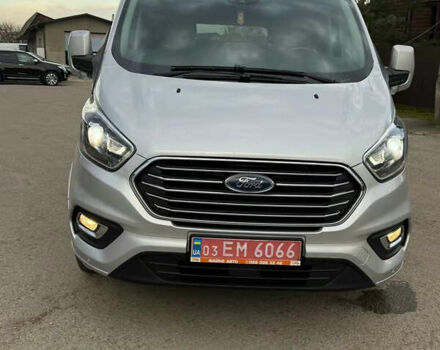 Серый Форд Турнео Кастом, объемом двигателя 2 л и пробегом 167 тыс. км за 25999 $, фото 7 на Automoto.ua