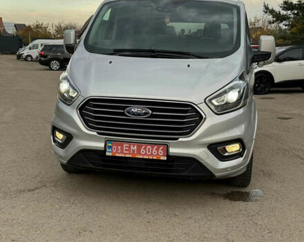 Серый Форд Турнео Кастом, объемом двигателя 2 л и пробегом 167 тыс. км за 25999 $, фото 3 на Automoto.ua