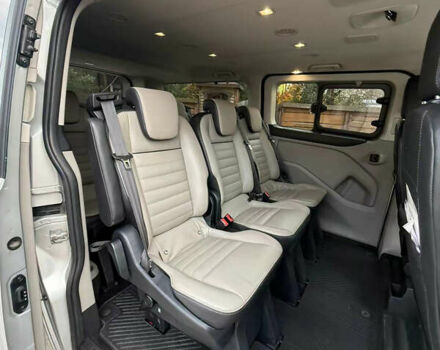 Серый Форд Турнео Кастом, объемом двигателя 2 л и пробегом 167 тыс. км за 25999 $, фото 27 на Automoto.ua