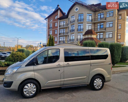 Серый Форд Турнео Кастом, объемом двигателя 2.2 л и пробегом 244 тыс. км за 15200 $, фото 1 на Automoto.ua