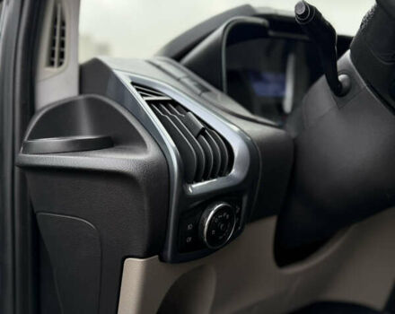 Синий Форд Турнео Кастом, объемом двигателя 2.2 л и пробегом 213 тыс. км за 17650 $, фото 23 на Automoto.ua