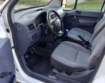 Білий Форд Транзит Коннект, об'ємом двигуна 1.8 л та пробігом 400 тис. км за 4300 $, фото 9 на Automoto.ua