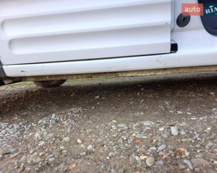 Білий Форд Транзит Коннект, об'ємом двигуна 1.8 л та пробігом 400 тис. км за 4300 $, фото 18 на Automoto.ua