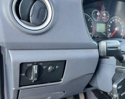 Білий Форд Транзит Коннект, об'ємом двигуна 1.8 л та пробігом 240 тис. км за 4500 $, фото 12 на Automoto.ua