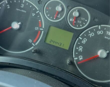 Білий Форд Транзит Коннект, об'ємом двигуна 1.8 л та пробігом 240 тис. км за 4500 $, фото 10 на Automoto.ua