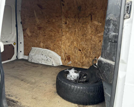 Белый Форд Транзит Коннект, объемом двигателя 1.8 л и пробегом 370 тыс. км за 4800 $, фото 8 на Automoto.ua