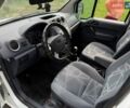 Білий Форд Транзит Коннект, об'ємом двигуна 1.8 л та пробігом 340 тис. км за 3700 $, фото 9 на Automoto.ua