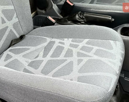 Белый Форд Транзит Коннект, объемом двигателя 1.8 л и пробегом 189 тыс. км за 4800 $, фото 13 на Automoto.ua