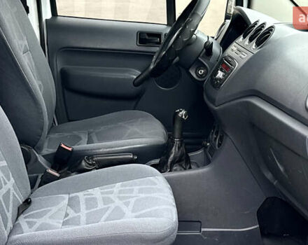 Белый Форд Транзит Коннект, объемом двигателя 1.8 л и пробегом 189 тыс. км за 4800 $, фото 14 на Automoto.ua