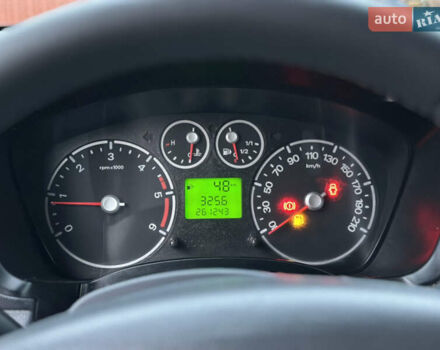 Білий Форд Транзит Коннект, об'ємом двигуна 1.8 л та пробігом 260 тис. км за 4550 $, фото 14 на Automoto.ua