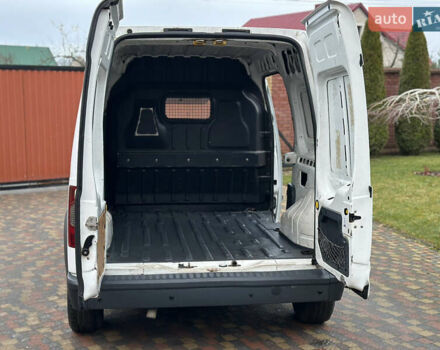 Білий Форд Транзит Коннект, об'ємом двигуна 1.8 л та пробігом 260 тис. км за 4550 $, фото 6 на Automoto.ua