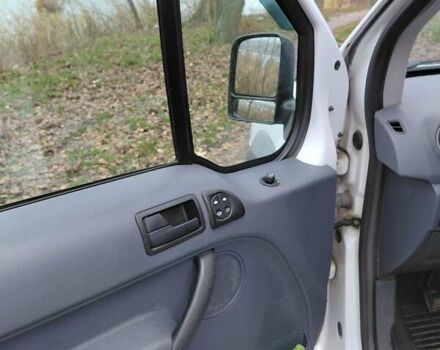 Белый Форд Транзит Коннект, объемом двигателя 1.8 л и пробегом 164 тыс. км за 7000 $, фото 6 на Automoto.ua