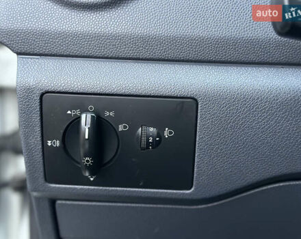 Білий Форд Транзит Коннект, об'ємом двигуна 1.8 л та пробігом 260 тис. км за 4550 $, фото 12 на Automoto.ua