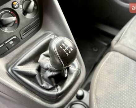 Белый Форд Транзит Коннект, объемом двигателя 1.56 л и пробегом 147 тыс. км за 7900 $, фото 17 на Automoto.ua