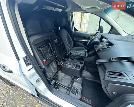 Білий Форд Транзит Коннект, об'ємом двигуна 1.56 л та пробігом 215 тис. км за 6900 $, фото 14 на Automoto.ua