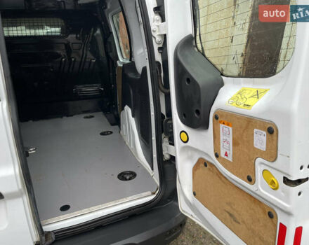 Белый Форд Транзит Коннект, объемом двигателя 1.6 л и пробегом 225 тыс. км за 7700 $, фото 13 на Automoto.ua