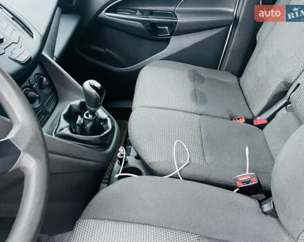 Белый Форд Транзит Коннект, объемом двигателя 1.5 л и пробегом 311 тыс. км за 8500 $, фото 8 на Automoto.ua