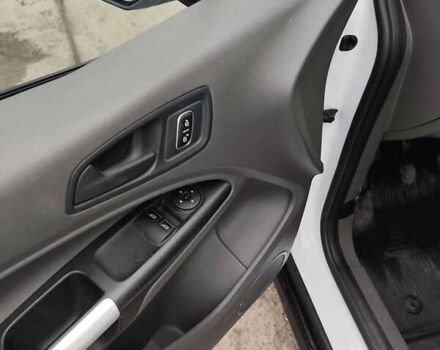 Білий Форд Транзит Коннект, об'ємом двигуна 1.5 л та пробігом 199 тис. км за 9300 $, фото 8 на Automoto.ua