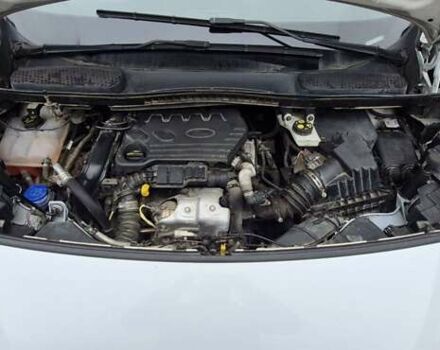 Білий Форд Транзит Коннект, об'ємом двигуна 1.5 л та пробігом 121 тис. км за 13000 $, фото 43 на Automoto.ua